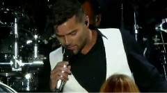 Ricky Martin - She Bangs