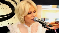 Pixie Lott - Sittin' On The Dock Of The Bay