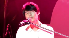 严爵 - 又不是这样就不孤独