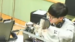 Kiss The Radio 白贤Cut