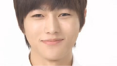 Childfund Korea 绿色雨伞儿童基金广告