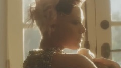 Pink - Blow Me (One Last Kiss)