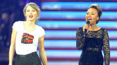 Taylor Swift,Emeli Sandé - Next To Me