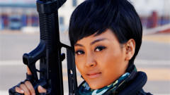 阿鲁阿卓 - 新时代女兵