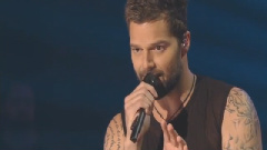 Ricky Martin - Vuelve Studio Tr3S