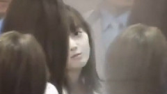 秀妍向允儿撒娇