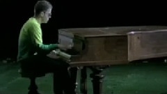 The Ting Tings - We Walk