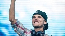 Avicii,DJ Antoine - Avicii - Lay Me Down