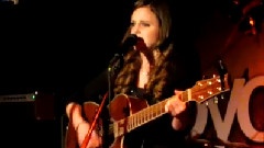 Singing Shake It Off