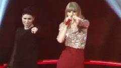 Taylor Swift - You Belong With Me