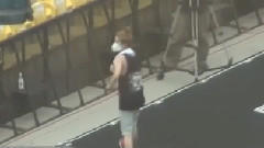 彩排现场淘气的鹿晗