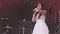 Megan Nicole - Feel So Close 中英字幕