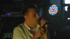 Hurts - Somebody To Die For