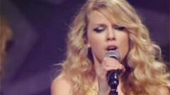 Taylor Swift - Love Story  CMT