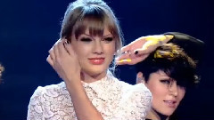 Taylor Swift - 22 (Let's Dance For Comic Relief)