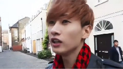 Showbiz Korea 赫海 <我依然>