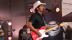 Brad Paisley - River Bank