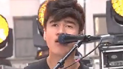 5 Seconds of Summer - She Looks So Perfect