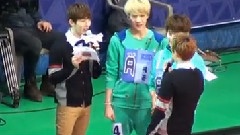 竞走接力赛采访