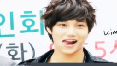 性感担当的呆萌KAI