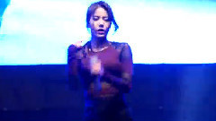 动摇 & 性感到骨子里