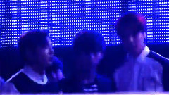 台下等候中的防弹少年团