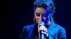 Christina Aguilera - Impossible