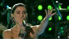 Nelly Furtado - Bajo Otra Luz Pepsi Music Super Bowl 现场版