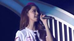 允儿可爱搞笑表情及动作