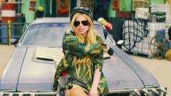 Avril Lavigne - Rock N Roll