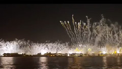 迪拜炫丽新年焰火