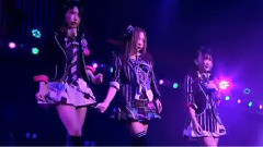 制服レジスタンス