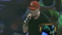 Limp Bizkit - Jump Around