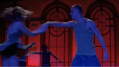 泰勒和诺伊毕业之舞