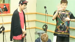 洪真京的两点电台