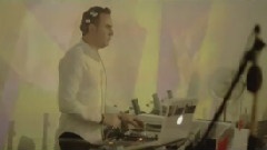 LMFAO - Sexy And I Know It