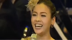 陈思思 - 送一束康乃馨