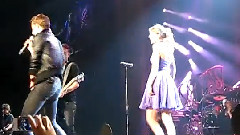 Taylor Swift,Hot Chelle Rae - Tonight Tonight