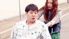 朴有天 - <看见味道的少女>武恪轮椅上拍摄花絮