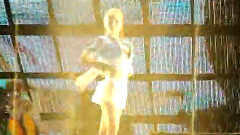 爱无赦 & 湿身秀