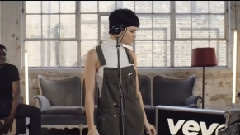 Sinead Harnett - She Ain't Me