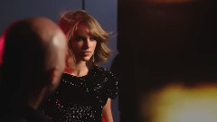 Taylor Swift - June ELLE Shoot(Behind the Scenes)