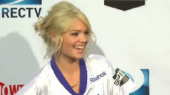 Kate Upton's Sexy Super Bowl Ad Preview