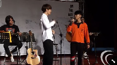 吴克群<数星星的人>校园讲座 教学生唱歌