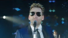 Nickelback - She Keeps Me Up
