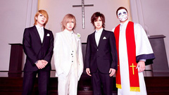 死 ん だ 妻 に 似 て い る