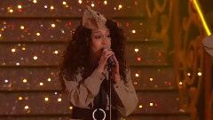 Pixie Lott,Rebecca Ferguson,Laura Wright - Boogie Woogie Bugle Boy