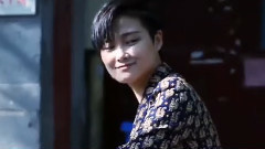 李宇春 - 跟随李宇春一起去北京胡同逛一逛!时尚COSMO 6月刊封面拍摄花絮