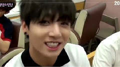 防弹少年团成员透露他们的I-Need-Items!