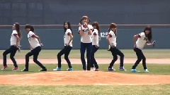 棒球开幕 Gee & Way To Go